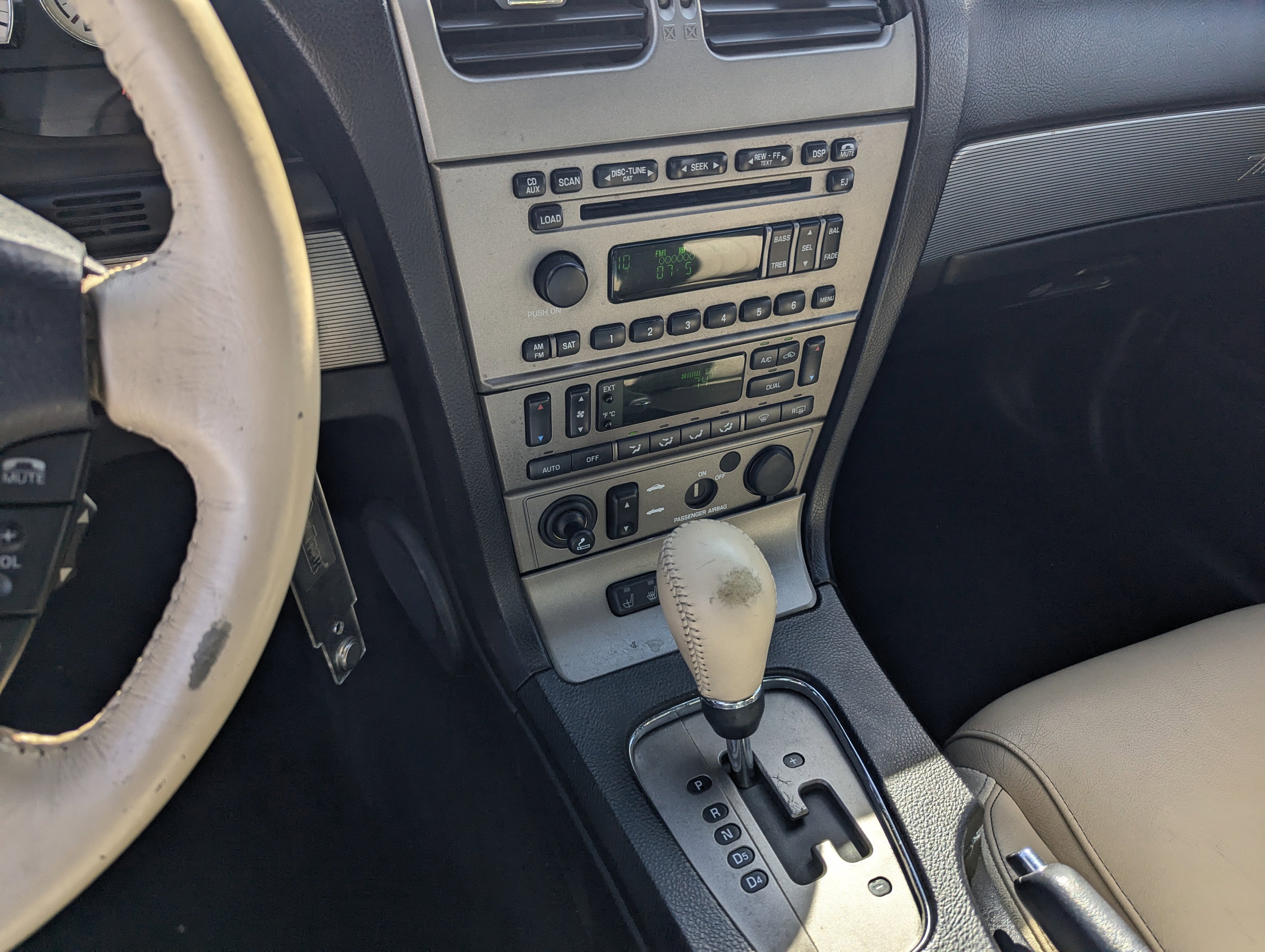 2004 Ford Thunderbird Deluxe