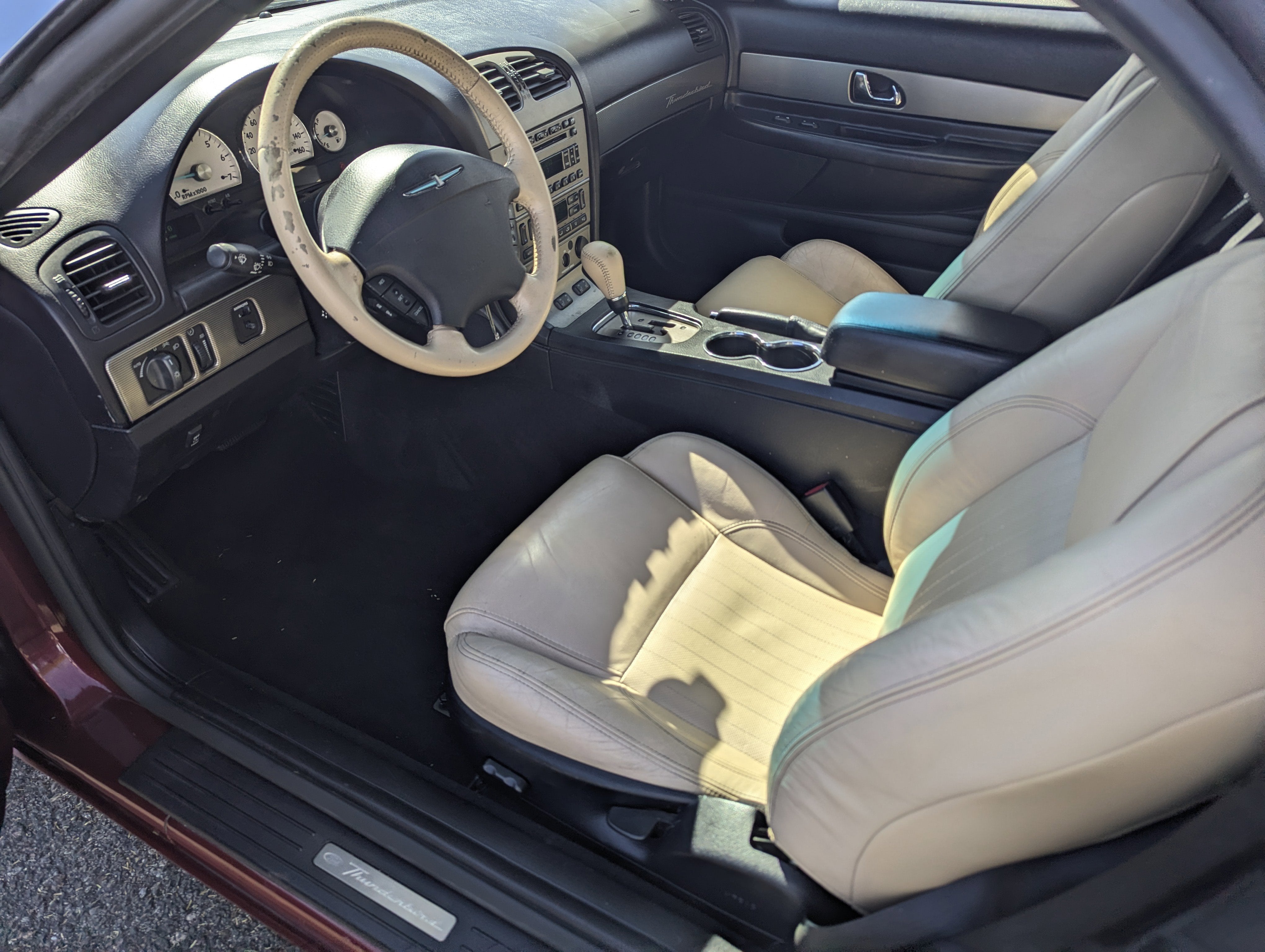 2004 Ford Thunderbird Deluxe