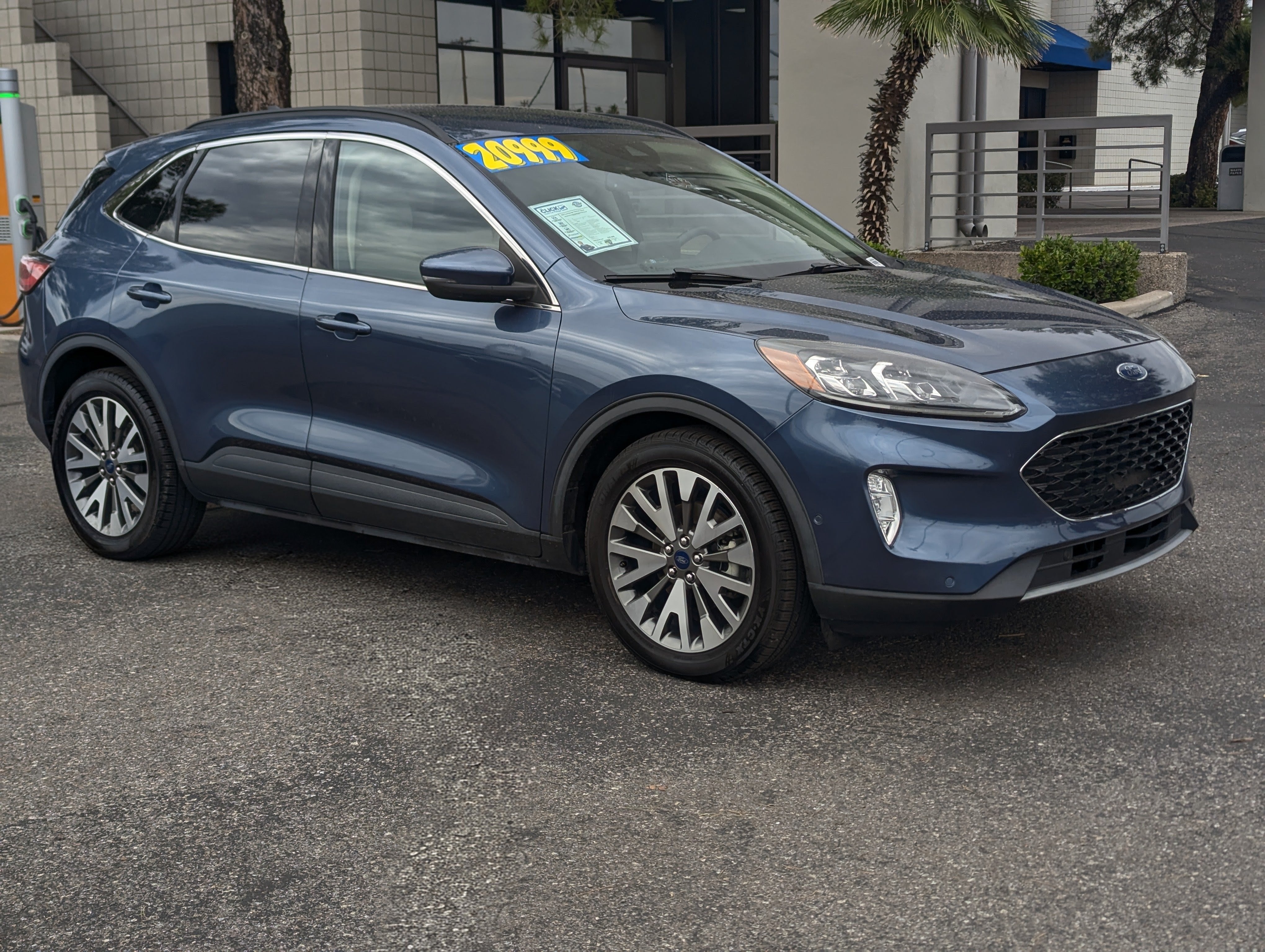 2020 Ford Escape Titanium Hybrid