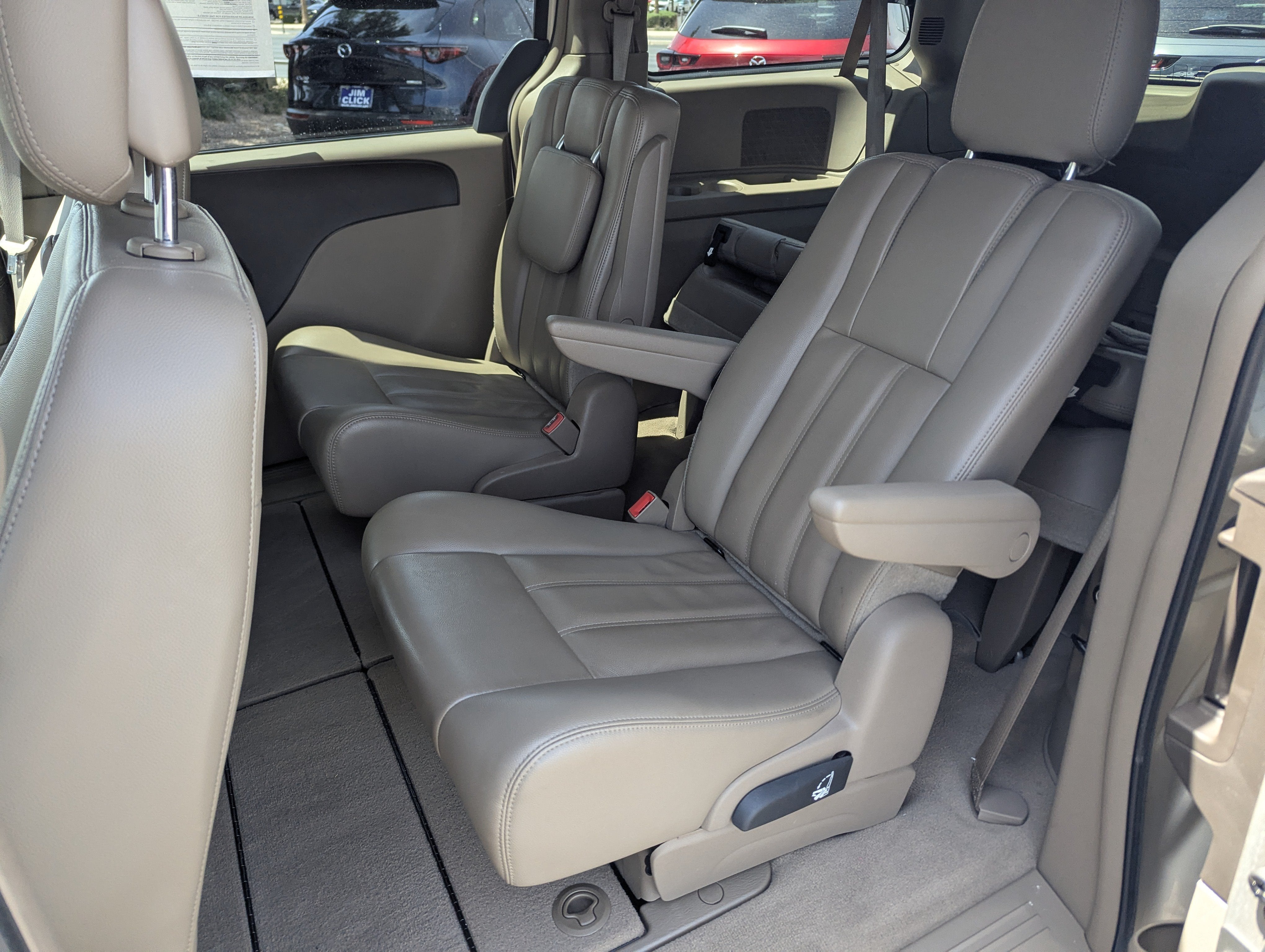 2013 Chrysler Town & Country Touring