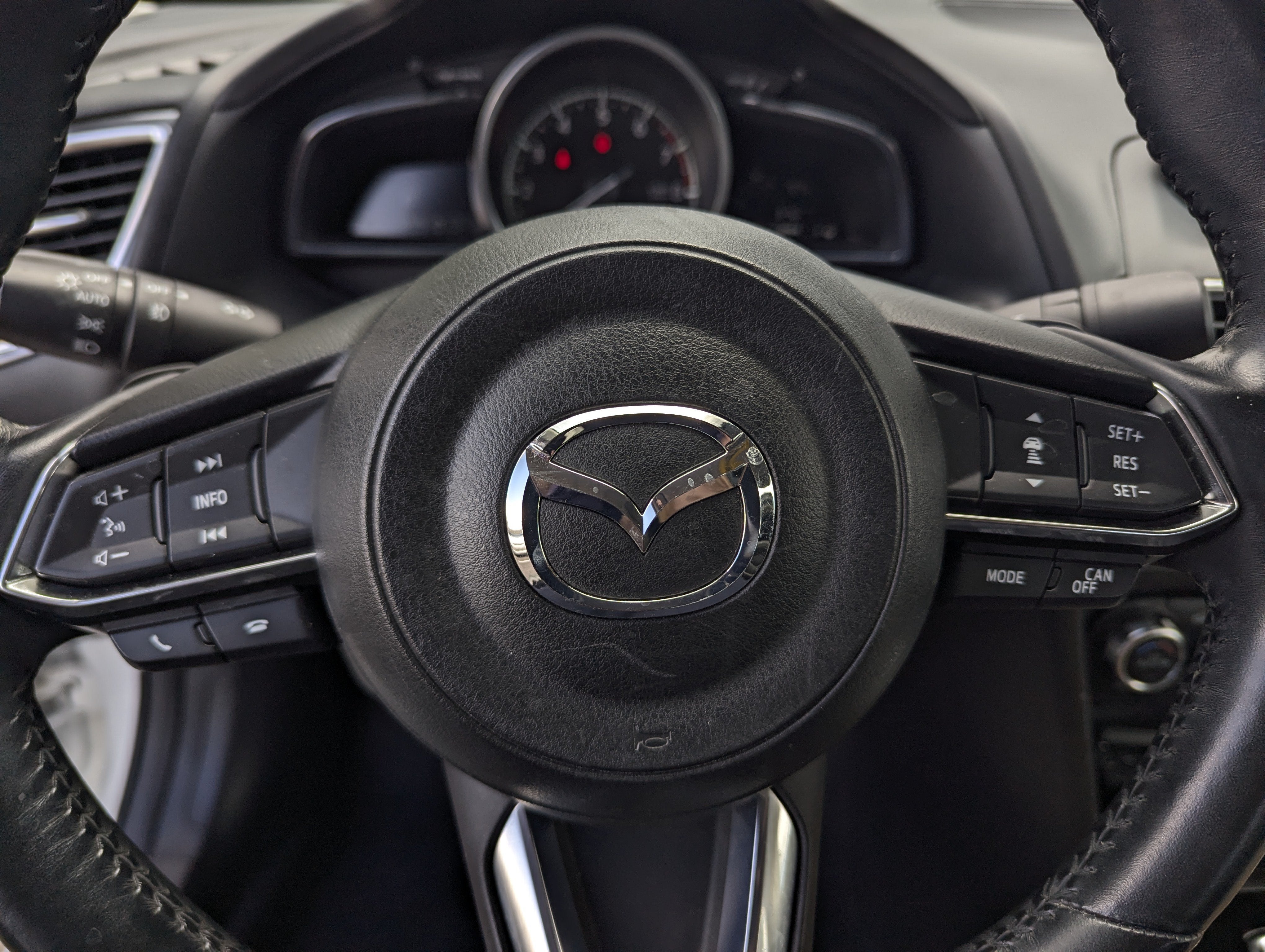 2017 Mazda Mazda3 4-Door Grand Touring