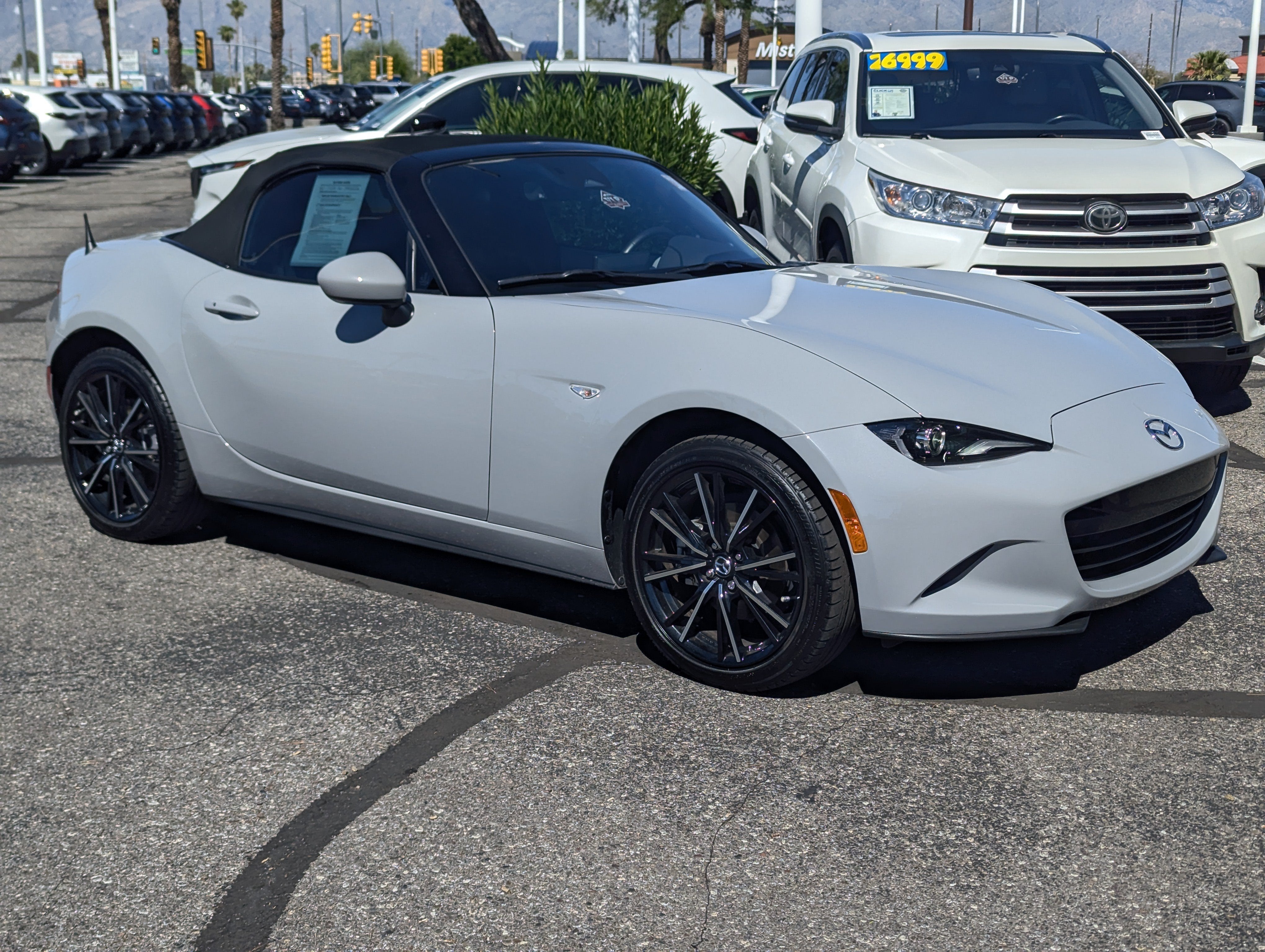 2025 Mazda MX-5 Miata