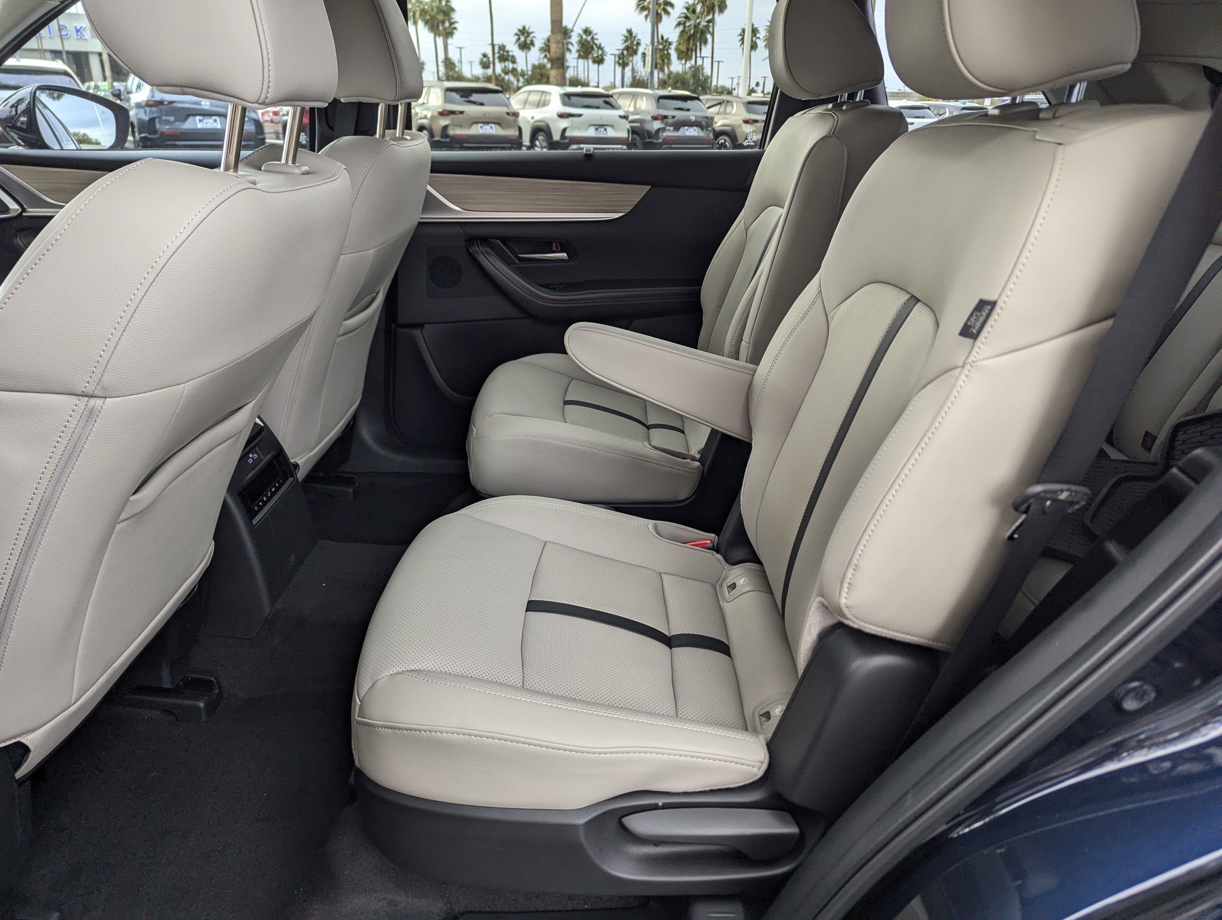 2025 Mazda Mazda CX-90 PHEV Preferred Package