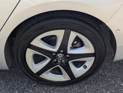2016 Toyota Prius Four Touring