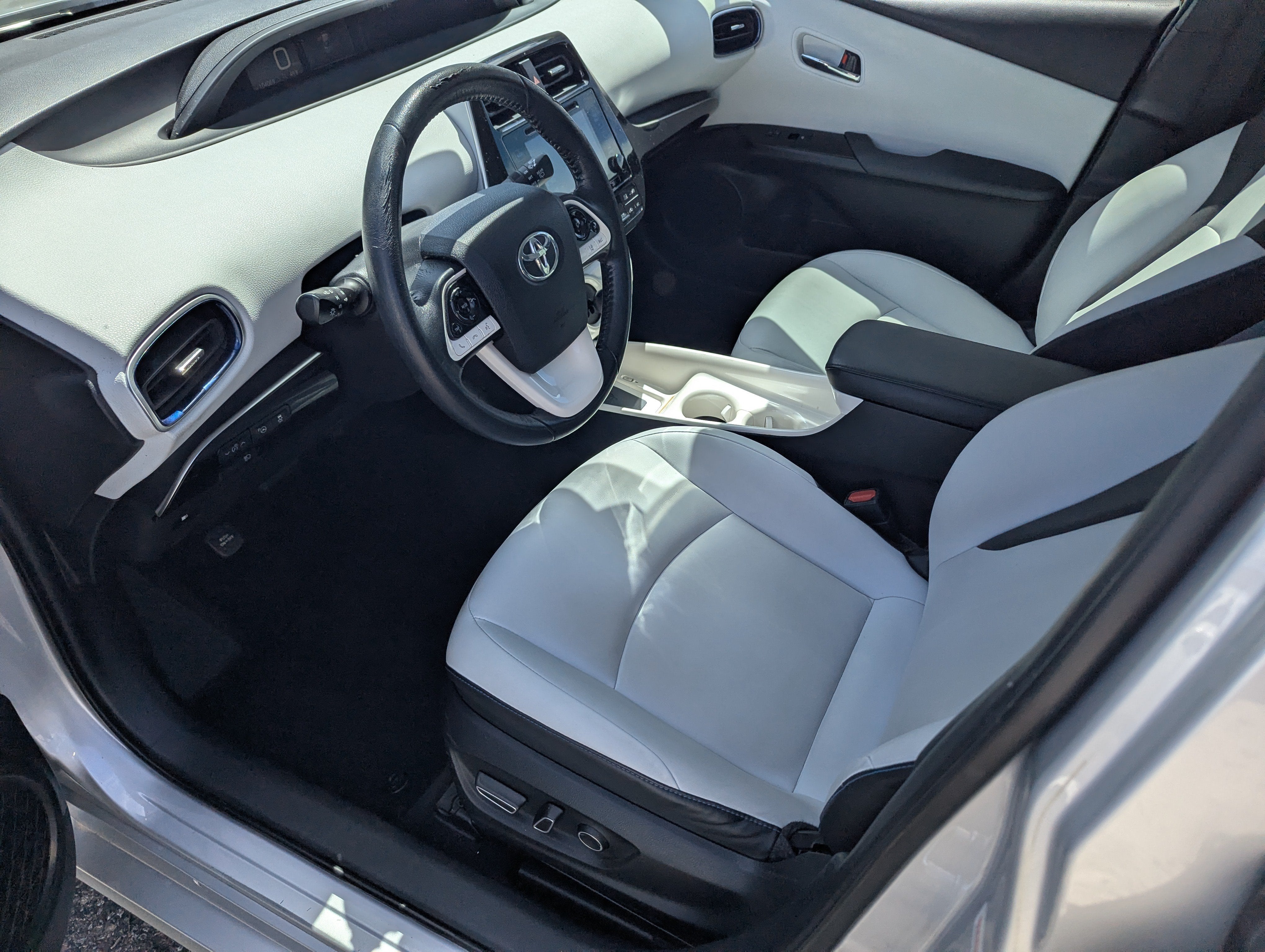 2016 Toyota Prius Four Touring