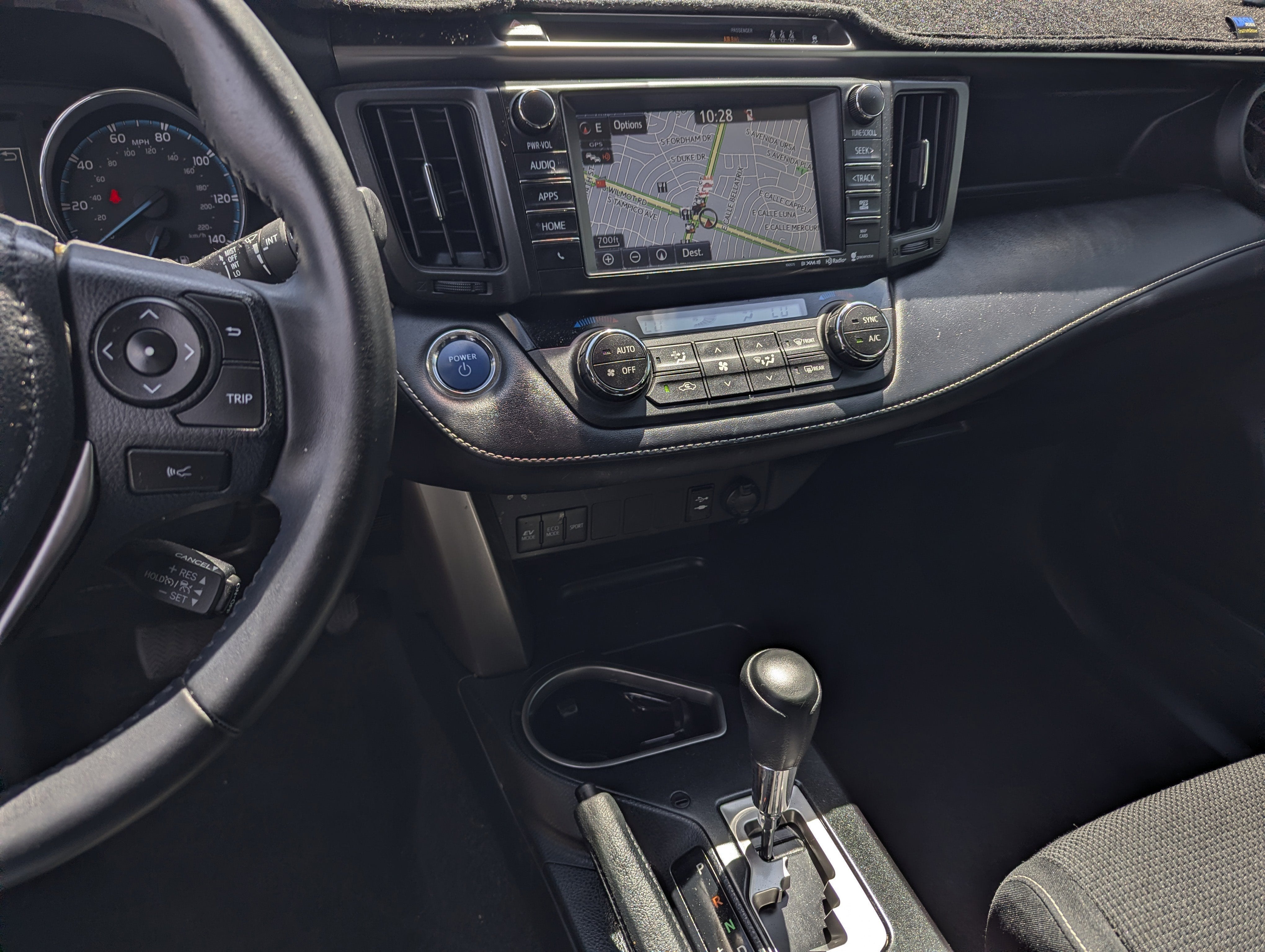 2017 Toyota RAV4 Hybrid XLE