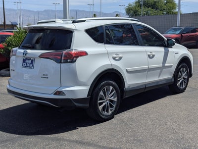 2017 Toyota RAV4 Hybrid XLE