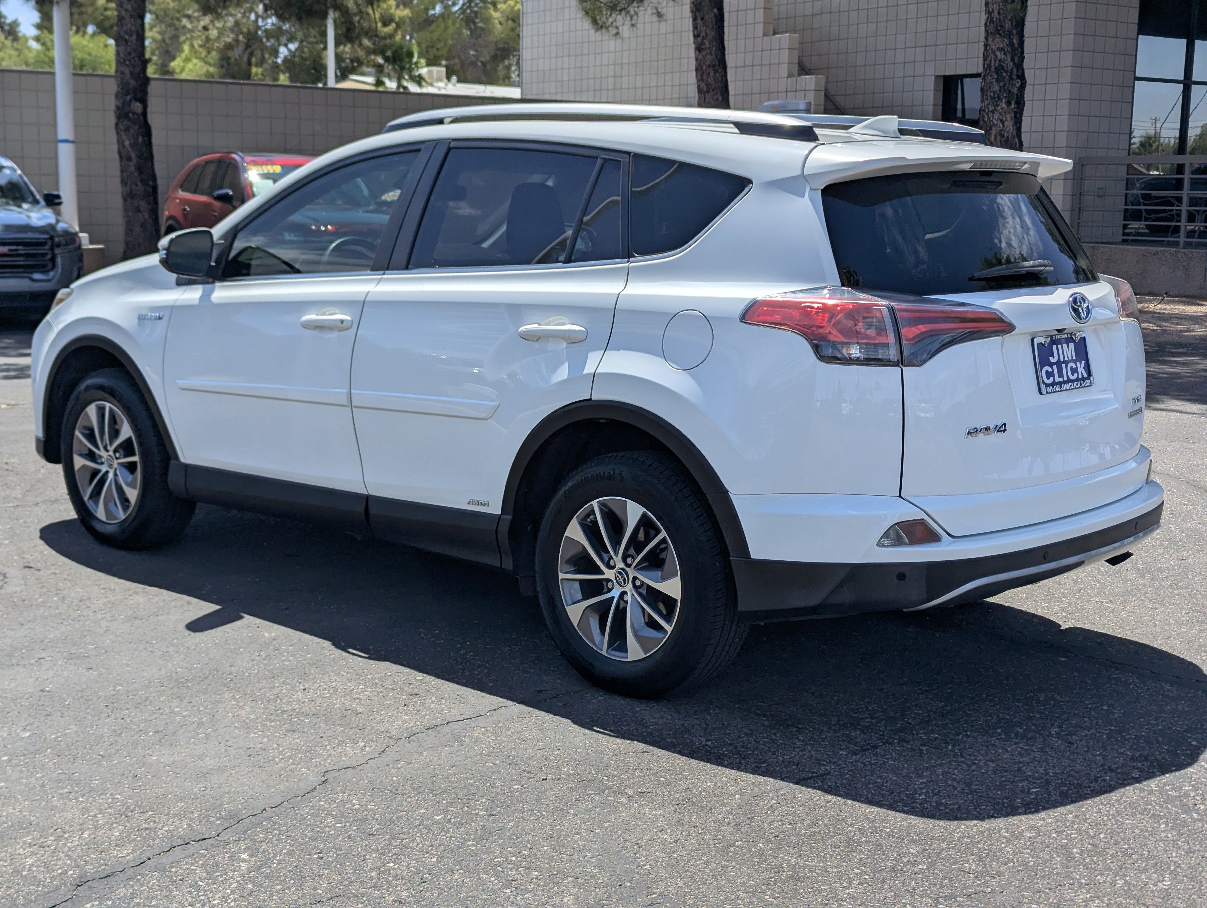 2017 Toyota RAV4 Hybrid XLE