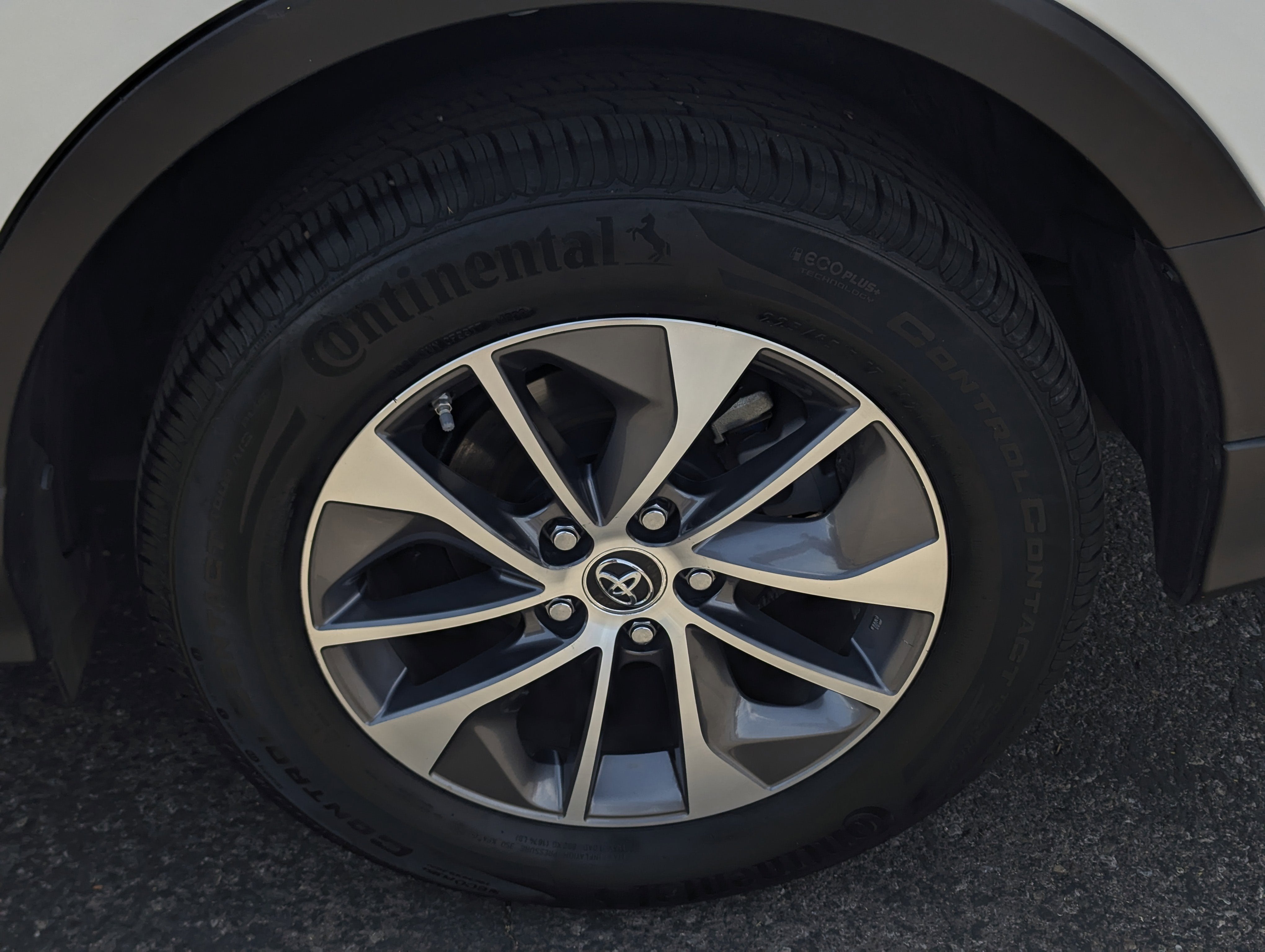 2017 Toyota RAV4 Hybrid XLE